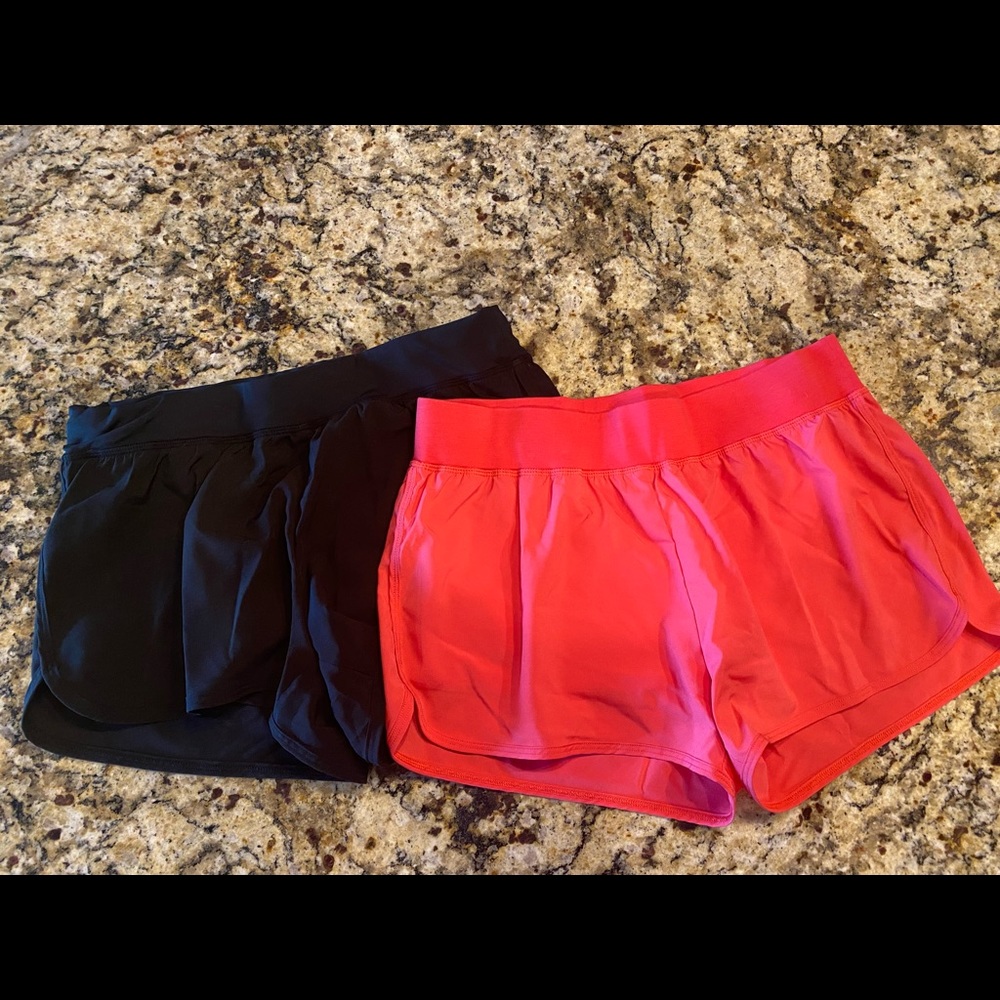 Zyia shorts size medium